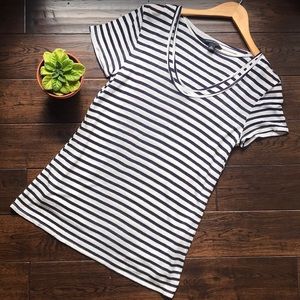 Banana Republic double layered top blue stripes S